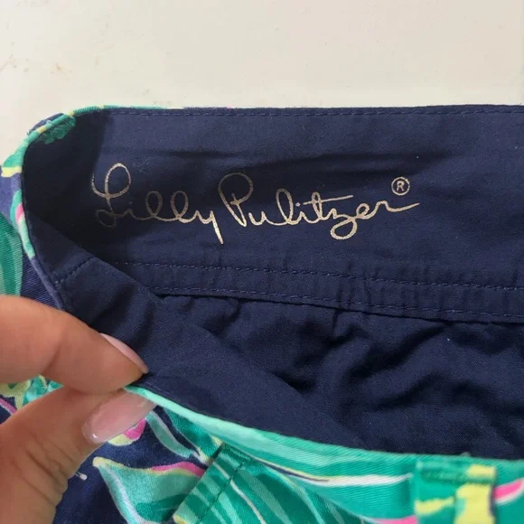 Lilly Pulitzer Navy Shorts with Green Palm & Pink Accents - Picture 4 of 4